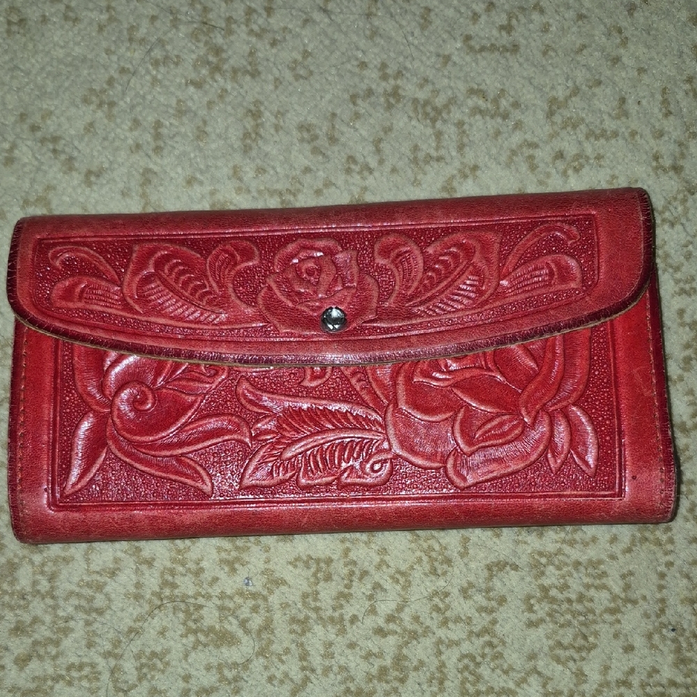 100% Genuine Leather Red Embossed Women's Wallet With Roses And Mirror